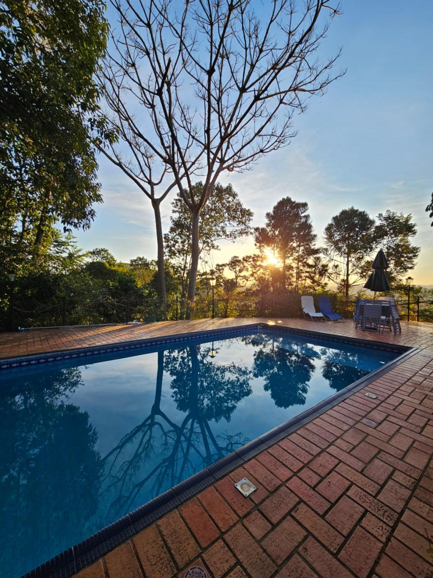 Casa De Campo Araxa Na Montanha Com Piscina Piracaia Exterior photo
